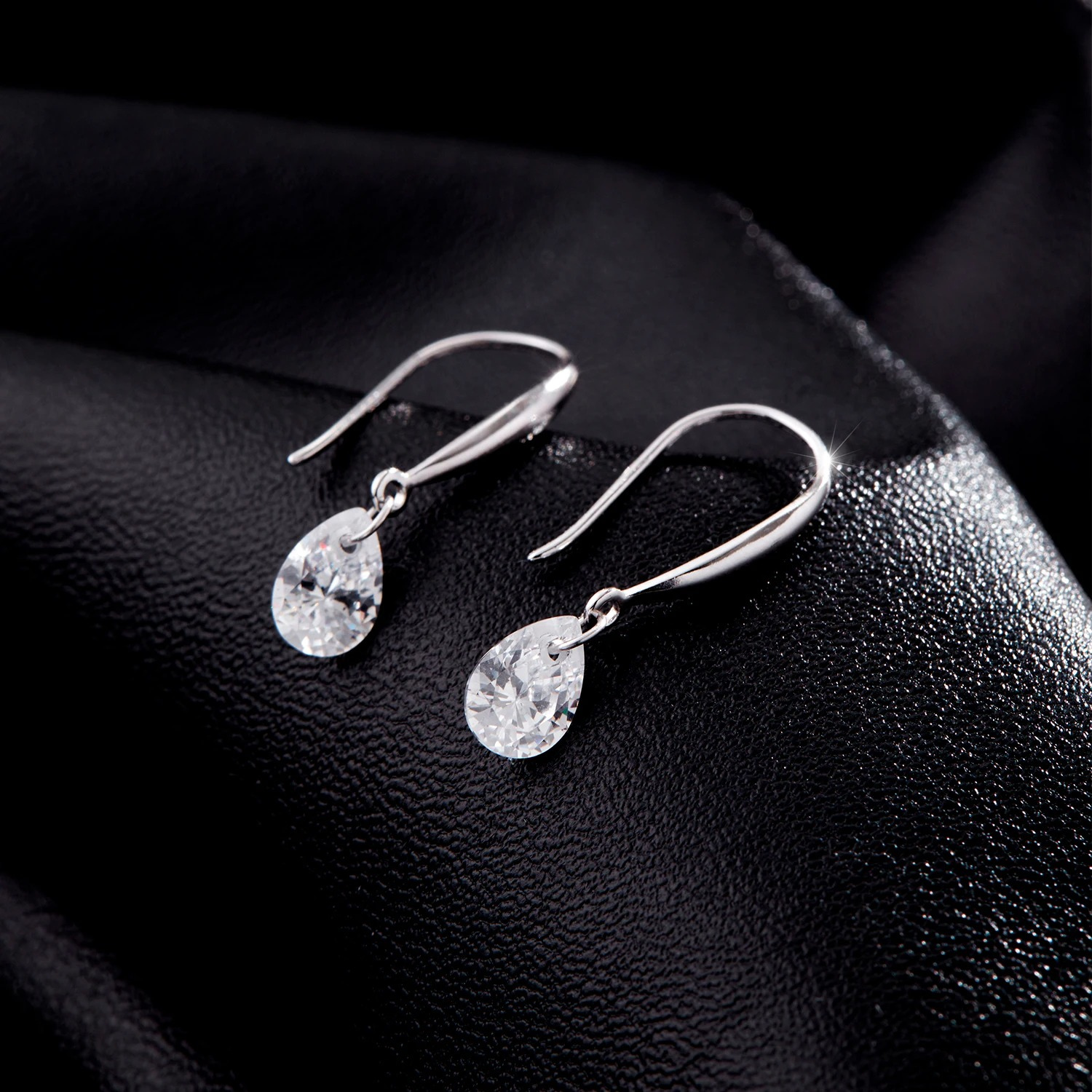 The Bond Drop Earrings