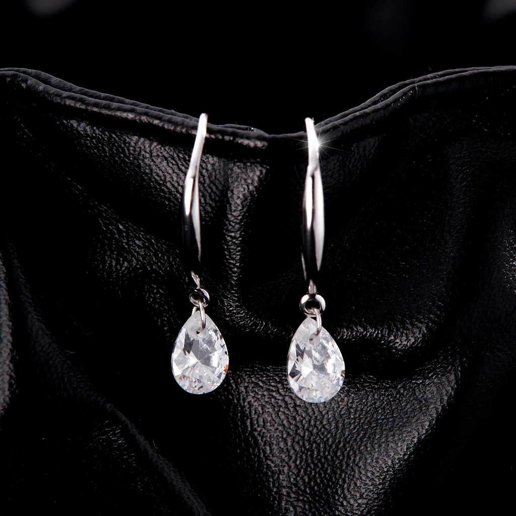 The Bond Drop Earrings